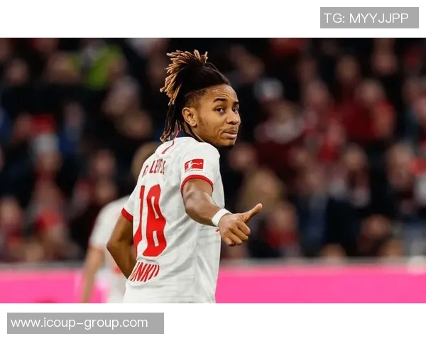 多特蒙德主场硬仗逼平莱比锡,双方互不相让展开激烈对决 多特蒙德主场硬仗逼平莱比锡,双方互不相让展开激烈对决