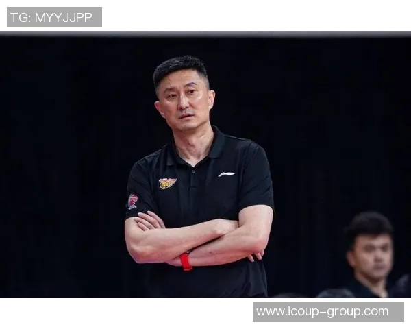 广东官方宣布球队主帅杜锋正式续约，未来发展规划浓厚