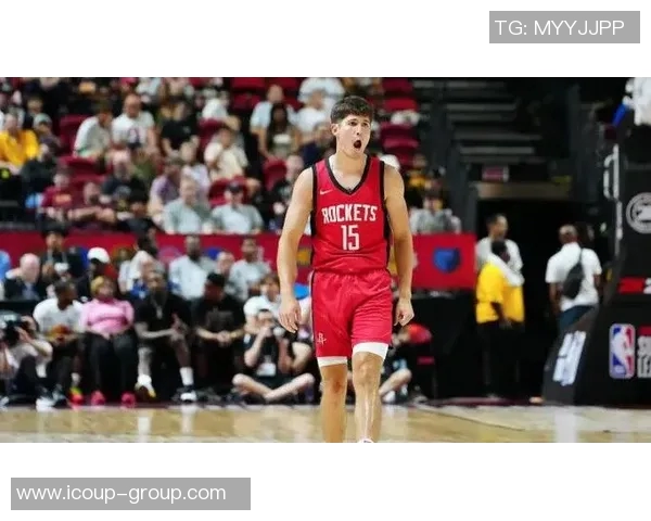 活塞新秀展现出色表现，获得主教练大力表扬