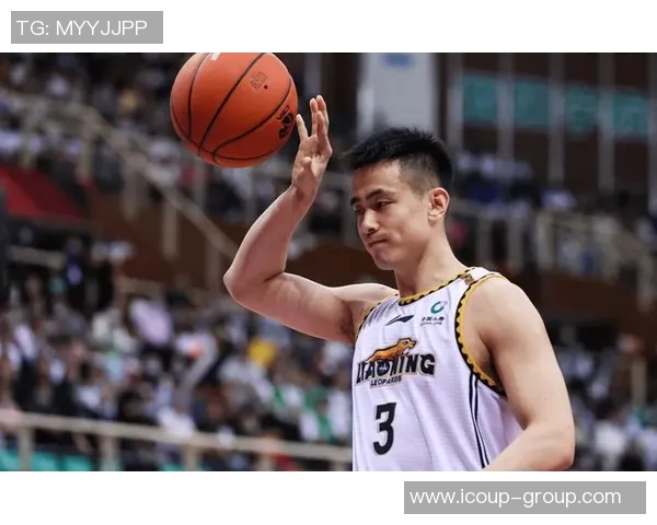 赵继伟助攻创新纪录，带领辽宁队轻松取胜