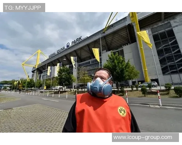 沙尔克04球员确诊新冠，俱乐部紧急隔离防疫措施启动