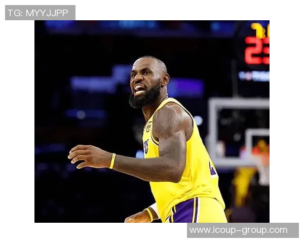 知情人士称，湖人已在商讨引进顶级控卫的可能性