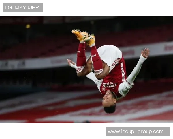 阿森纳前锋奥巴梅杨因伤缺阵，球队未来走势成疑